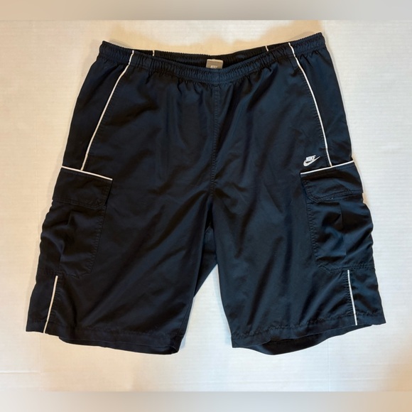 Nike Sportwear black athletic shorts size XXL - Picture 1 of 6